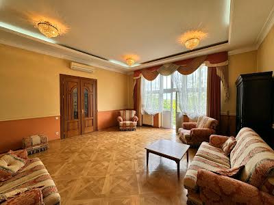 квартира по адресу Новаковского ул., 8