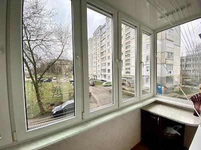 квартира за адресою Зарічанська вул., 38