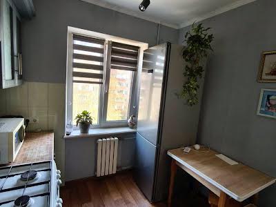 квартира за адресою Симиренка вул., 20-А