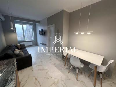 квартира за адресою Заболотного Академіка, 1