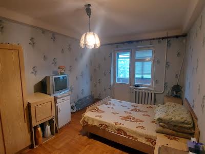 квартира за адресою Мілютенка вул., 11-А
