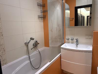 квартира за адресою Регенераторна вул., 4 к2-8