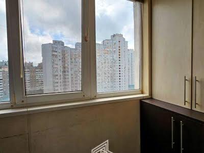 квартира по адресу Миколы Бажана просп., 16