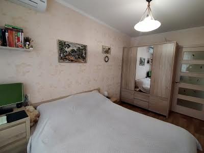 квартира за адресою Набережна Перемоги вул., 108
