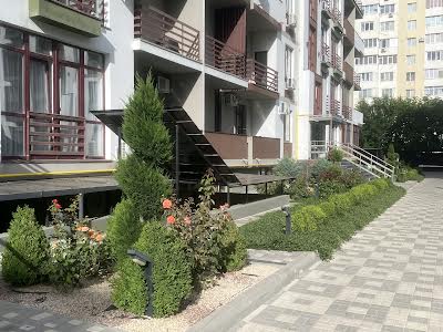 квартира за адресою Владислава Бувалкіна вул. (Бочарова Генерала), 66