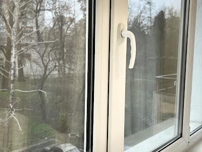 квартира за адресою Верховинна вул., 82