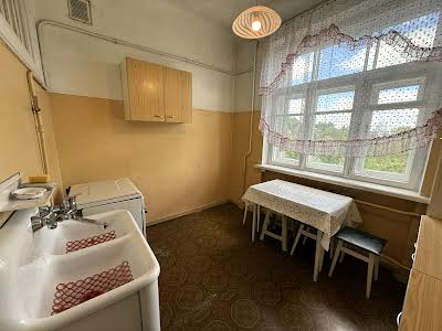 квартира за адресою Лаврська вул. (Січневого Повстання), 6