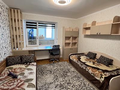 квартира за адресою Левка Лук'яненка вул. (Маршала Тимошенка), 13-А