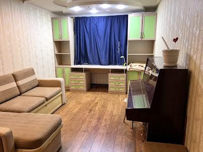 квартира за адресою Полякова вул., 25