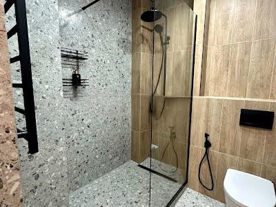 квартира по адресу Салютная ул., 2