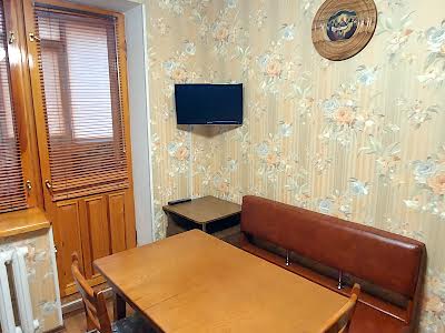квартира за адресою Садовая, 9