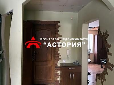 квартира за адресою Чарівна вул., 38