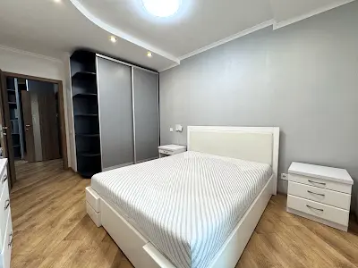 квартира за адресою Андрія Аболмасова вул. (Панельна), 4