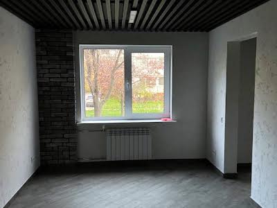 комерційна за адресою Зої Гайдай вул., 12/10