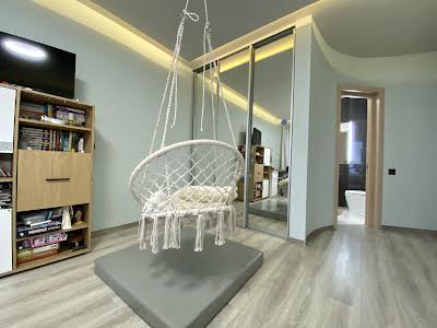 квартира за адресою Панаса Мирного вул., 28а