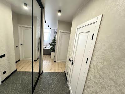 квартира за адресою Райдужна вул., 58