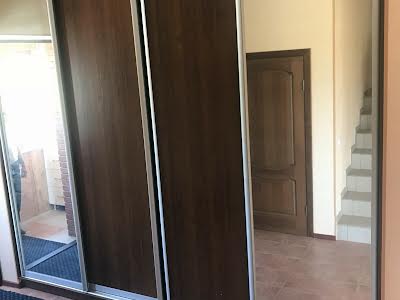 будинок за адресою Гідності вул. (Жертв Революції), 67-А