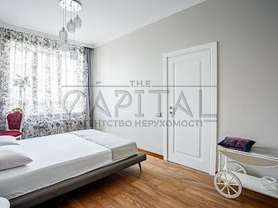 квартира за адресою Микільсько-Слобідська вул., 1