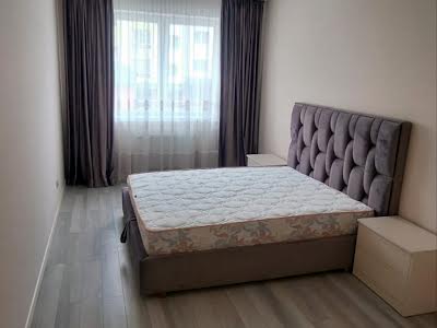 квартира за адресою Червоної Калини вул., 2
