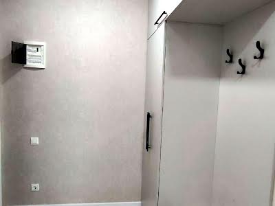 квартира за адресою Краснова вул., 3