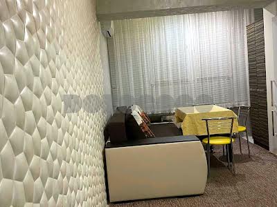 квартира за адресою Європейська вул., 2-Г
