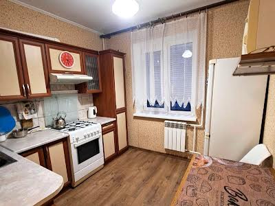 квартира по адресу Ларисы Руденко ул., 15/14
