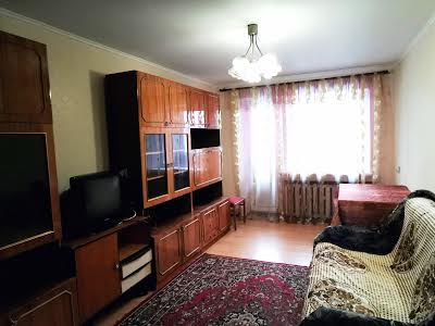 квартира за адресою Героїв УПА вул. (Кирпоноса), 15-Б