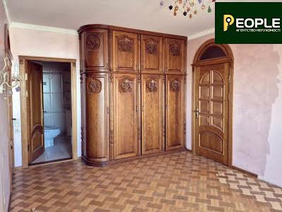квартира за адресою Клінічна вул., 23/25