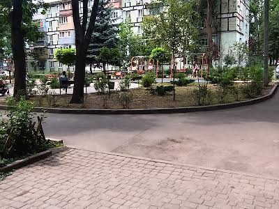 квартира за адресою Квартальна вулиц вул. (Гладкова), 23