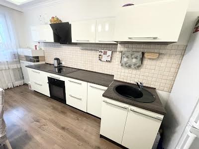квартира по адресу Кондратюка Юрия ул., 5