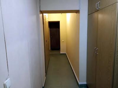 квартира за адресою Академіка Степана Рудницького вул., 31