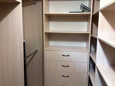 квартира за адресою Миколи Бажана просп., 8-Б