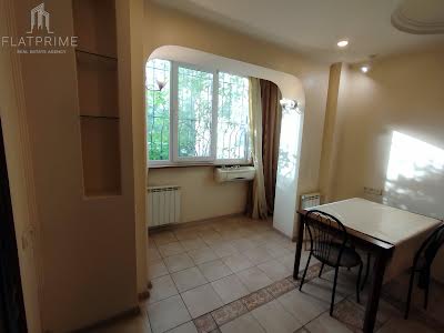 квартира за адресою Рональда Рейгана вул., 30