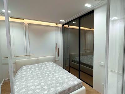 квартира за адресою Кудрявська вул., 24а