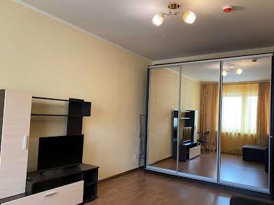 квартира за адресою Бориса Гмирі вул., 18
