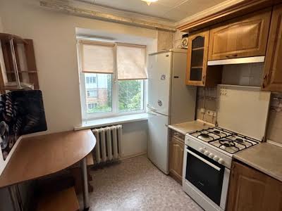 квартира по адресу Днепровская ул., 4
