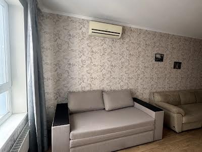 квартира за адресою Академіка Глушкова просп., 9В