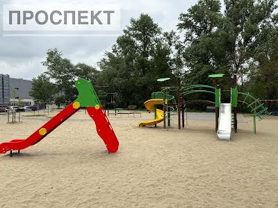 квартира за адресою Михайла Лушпи просп., 2/2