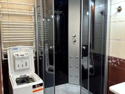 квартира за адресою Магазинова, 10