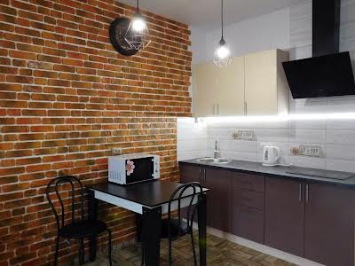 квартира за адресою Польова вул., 73