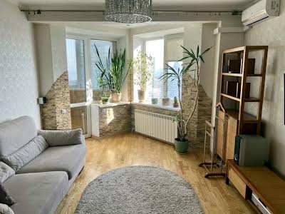 квартира по адресу Здолбуновская ул., 3-Г