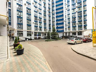 квартира за адресою Київ, Центральна вул., 21а