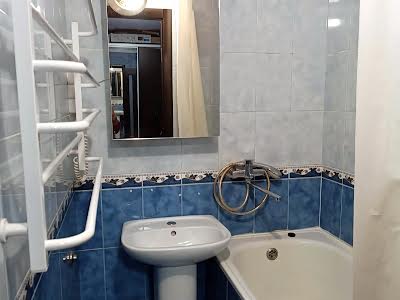 квартира за адресою Миколи Ушакова вул., 6