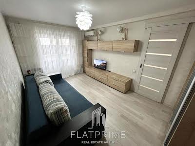 квартира за адресою Андрія Малишка вул., 17