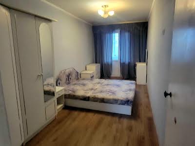 квартира за адресою Озерна вул., 28