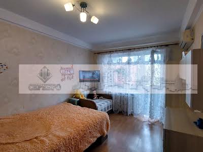квартира за адресою Сєченова вул., 111