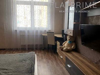 квартира за адресою Саперно-Слобідська вул., 24