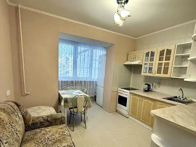 квартира за адресою Миколи Бажана просп., 9