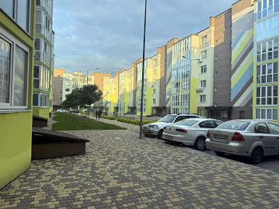 квартира за адресою Стеценка вул., 75-Л