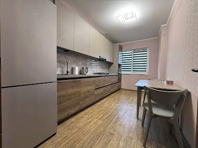 квартира за адресою Метрологічна вул., 13